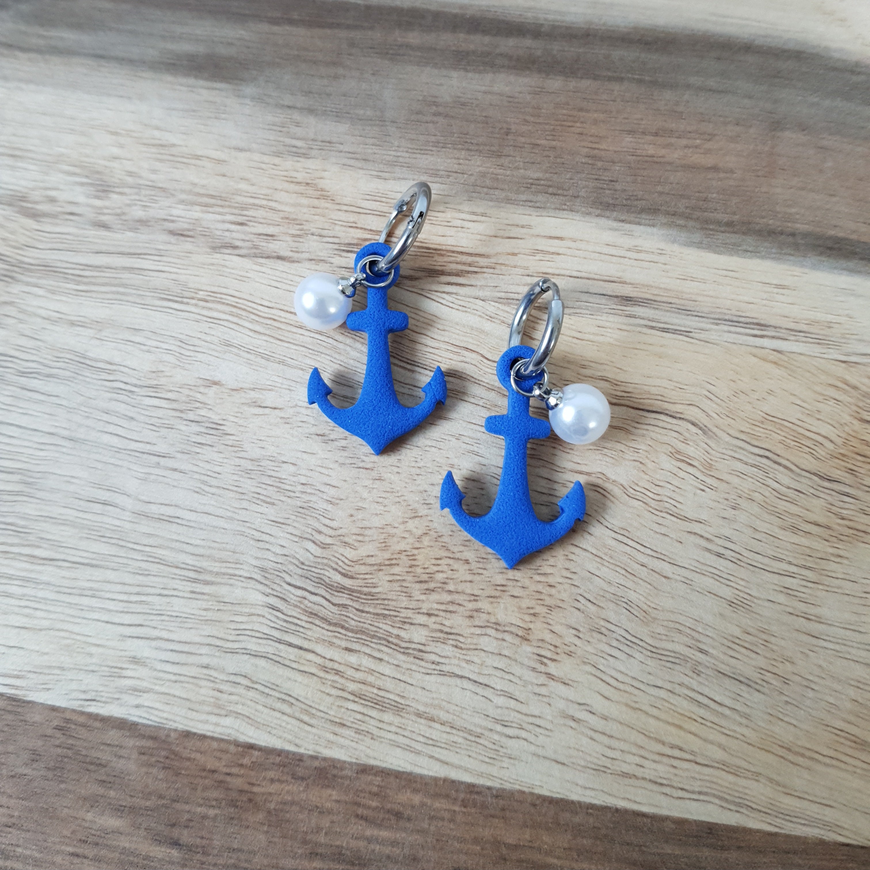 Pearl anchor hoop earrings